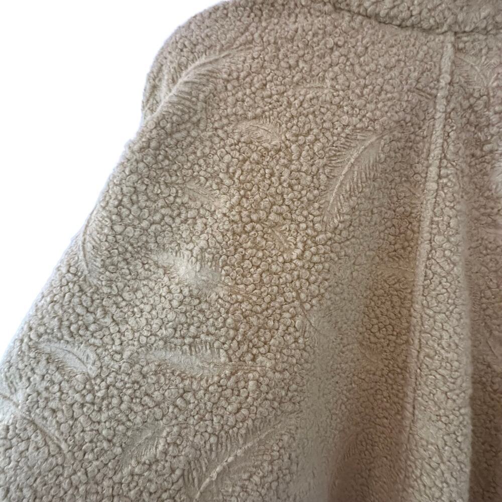 Zara Sherpa Oversized Poncho/Cape with Feather Detail - Tan (XL) ✨🧥 - Picture 5 of 9
